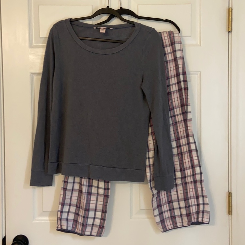 Victoria’s Secret Pajama Set